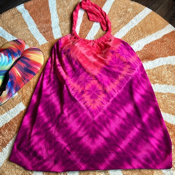 Aqua green small tie dyed tankini top and 9/10 swim shoes - Picture 2 of 12